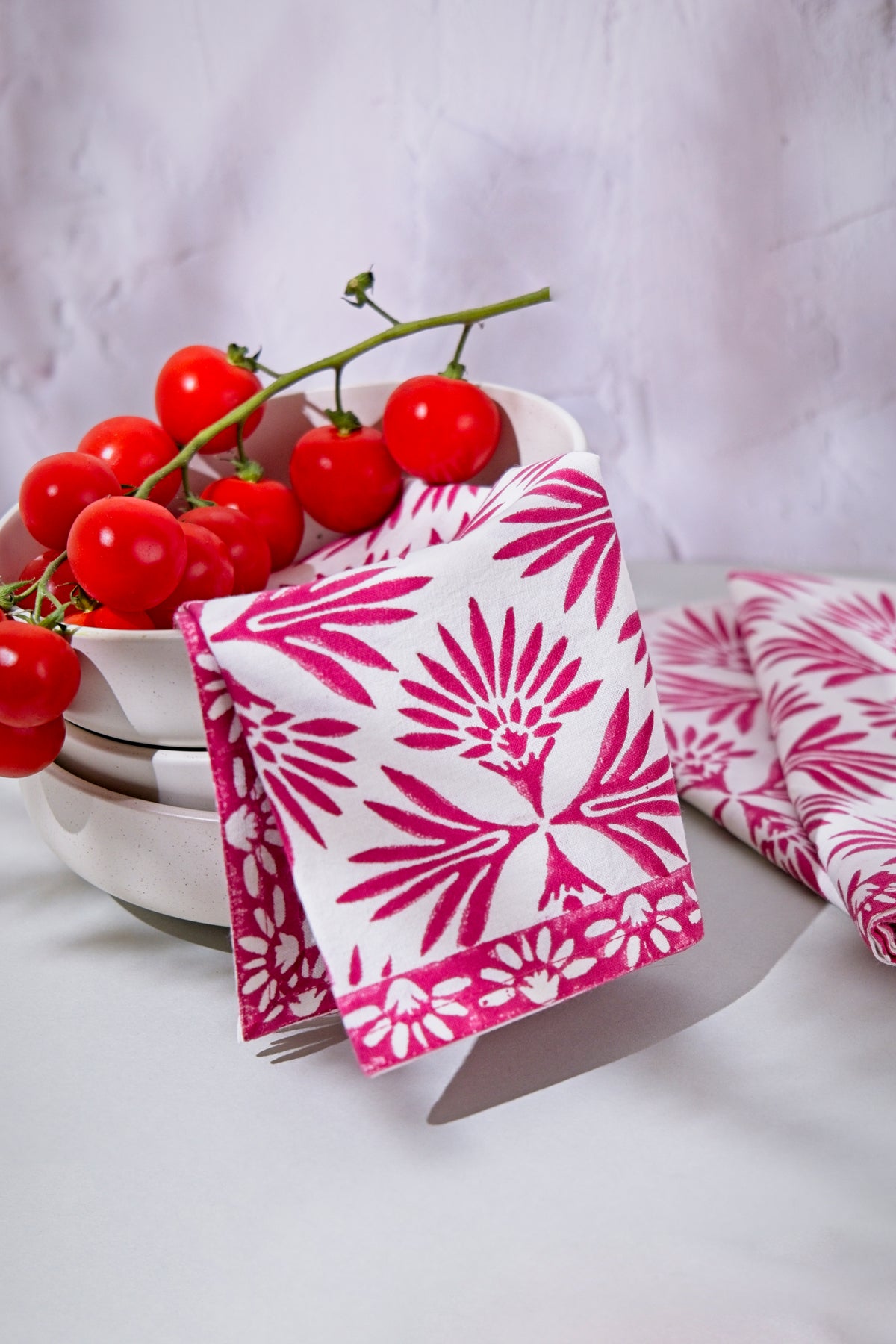 Napkins - Palm Reflections (Pomegranate)